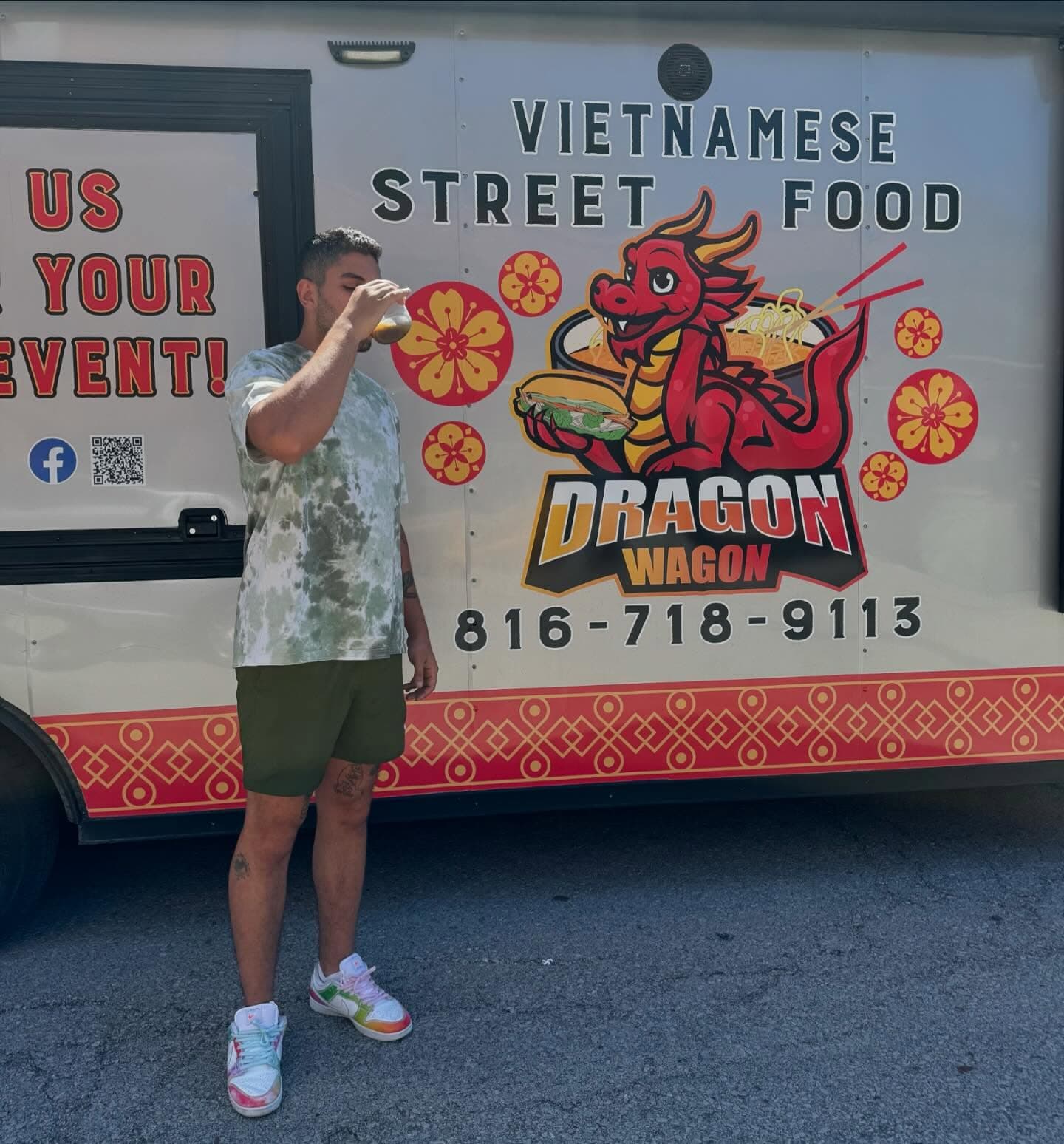 The Dragon Wagon food truck serving Vietnamese street food